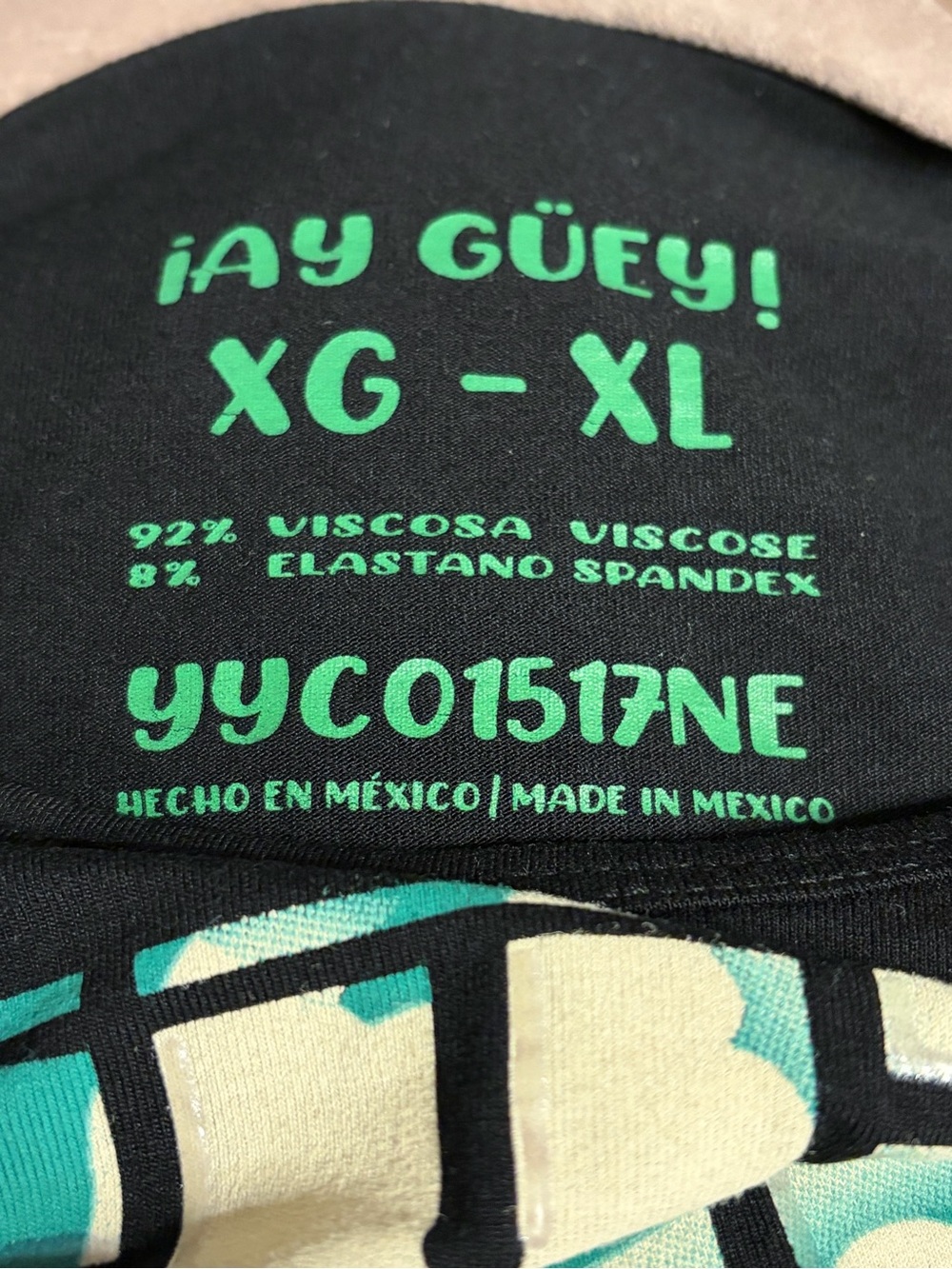 Black Mexico Graphic Tee with Traditional Couple Illustration - Picture 2 of 5